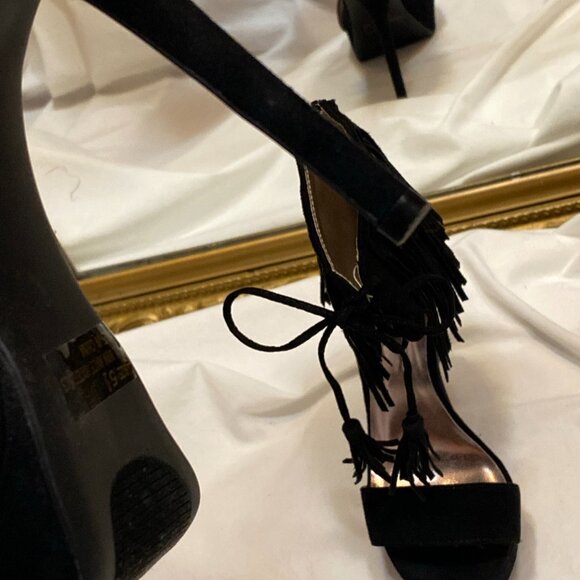 Size 5.5 Qupid Black Suede Stiletto With Fringe Cuff - Picture 10 of 16
